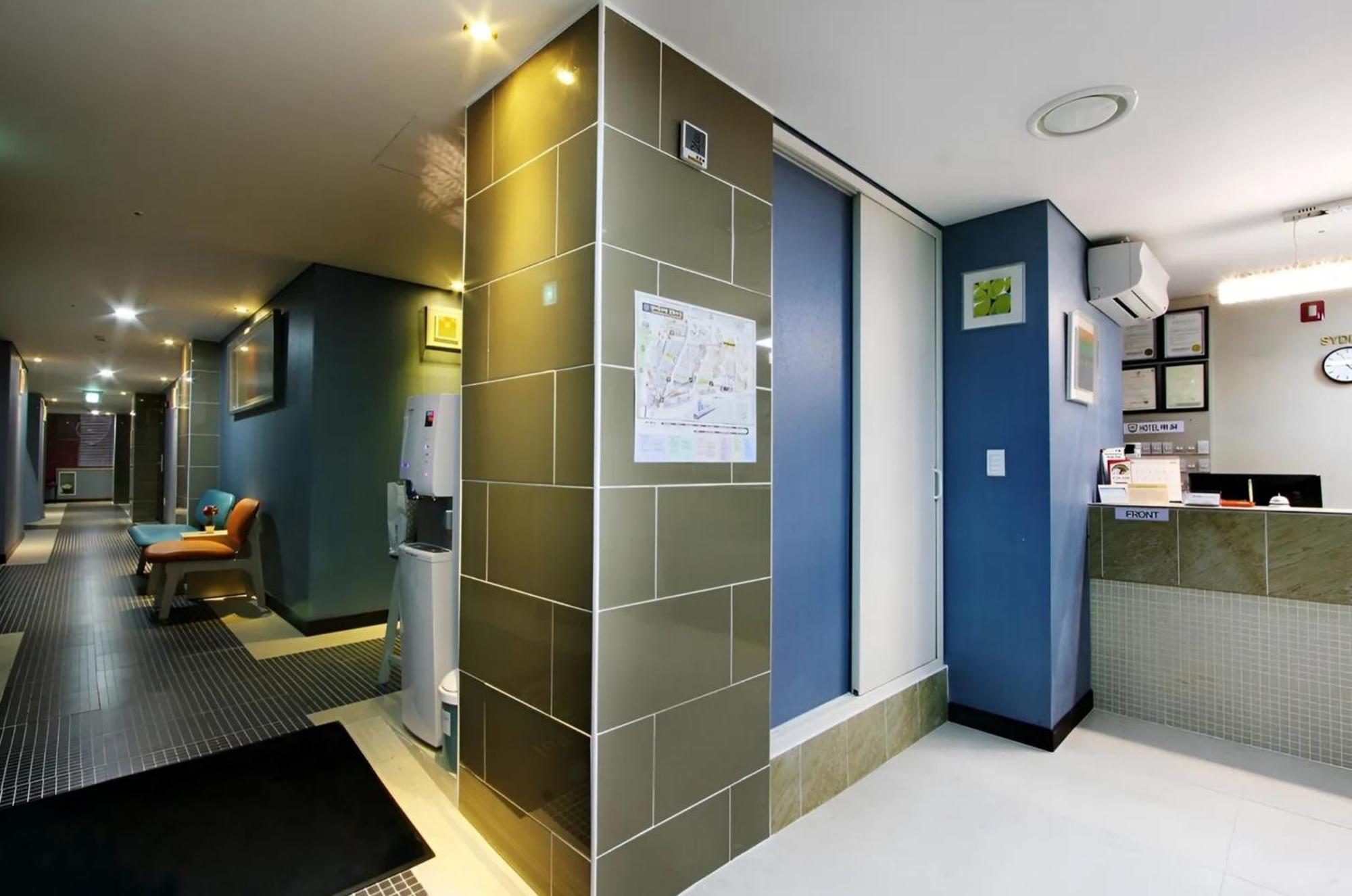 Hotel Myeongdong Seul Dış mekan fotoğraf