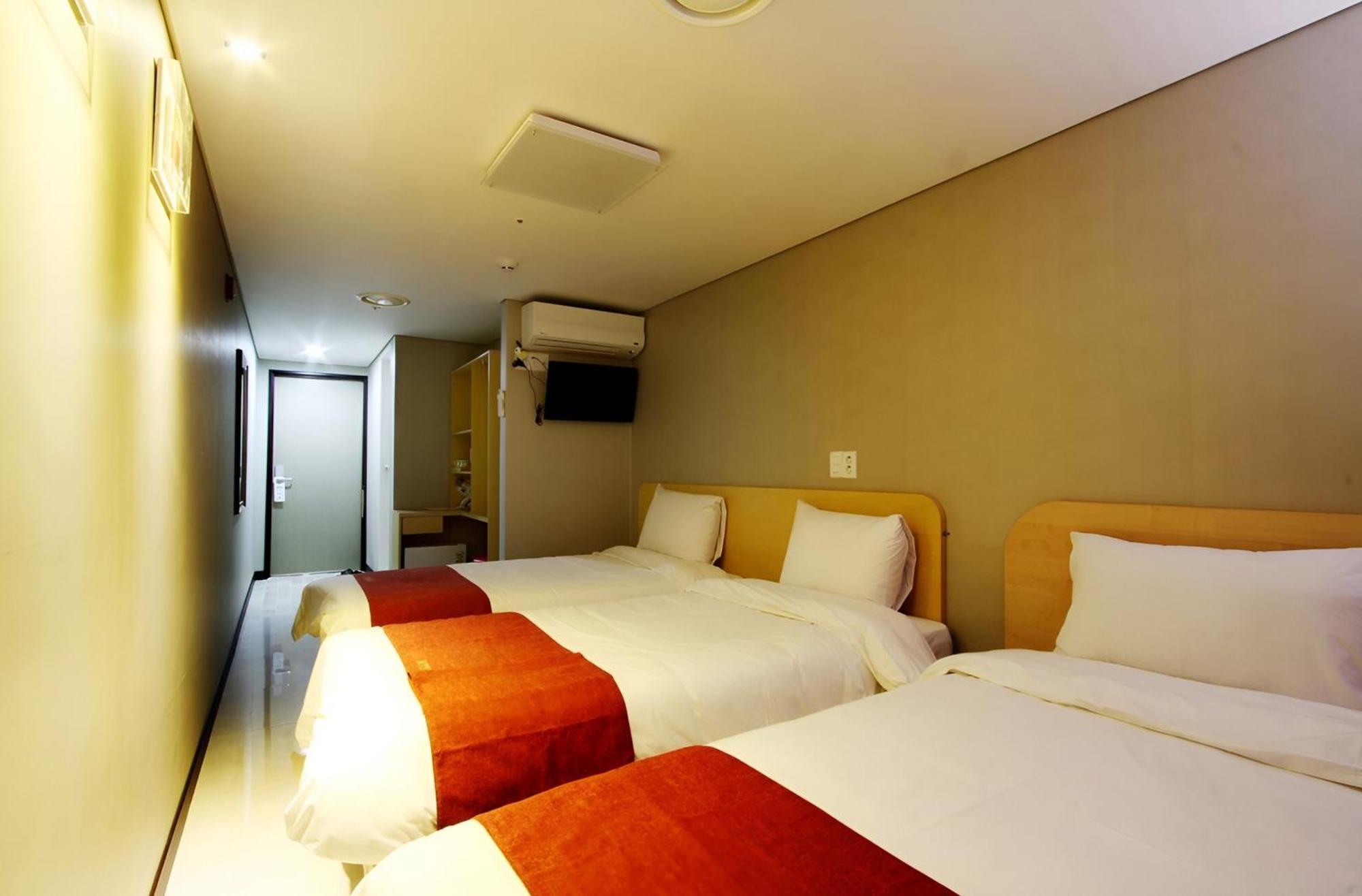 Hotel Myeongdong Seul Dış mekan fotoğraf