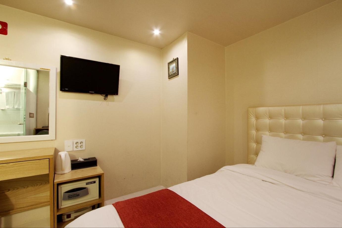 Hotel Myeongdong Seul Dış mekan fotoğraf