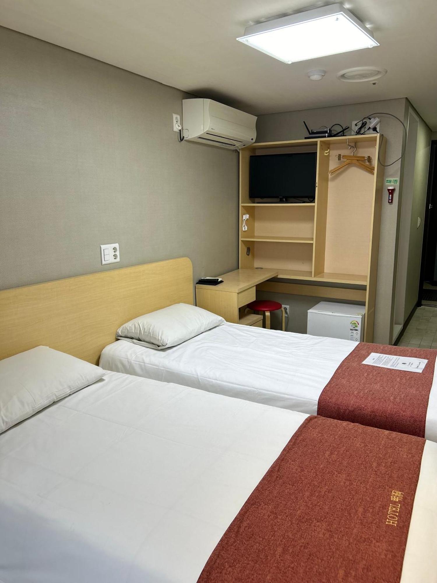 Hotel Myeongdong Seul Dış mekan fotoğraf